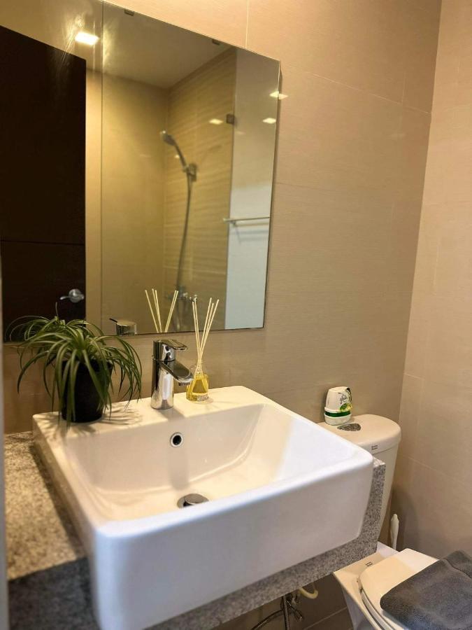 Uptown Parksuites Taguig Εξωτερικό φωτογραφία